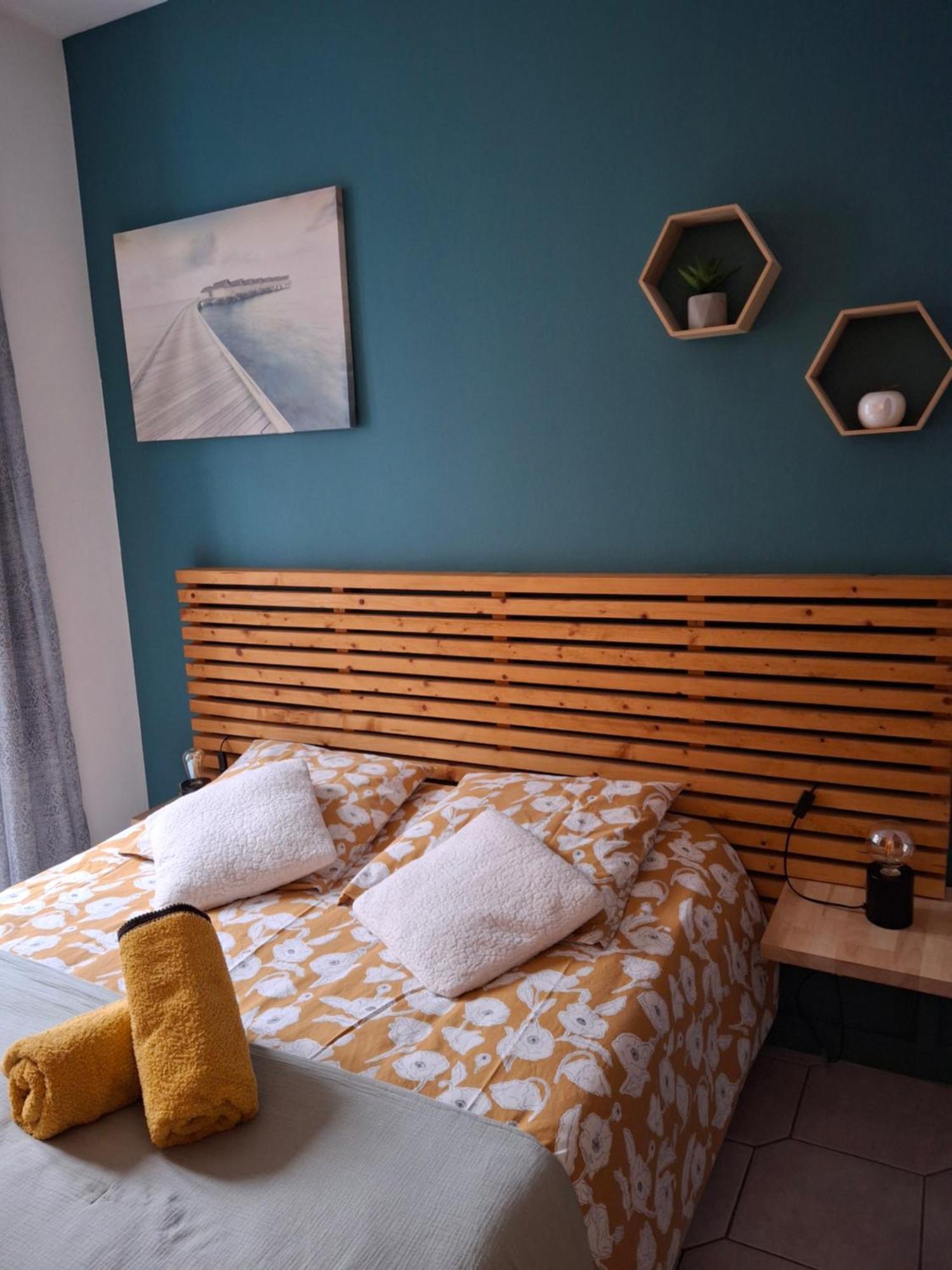 Beau Studio Avec Balcon Bagnères-de-Bigorre Kültér fotó